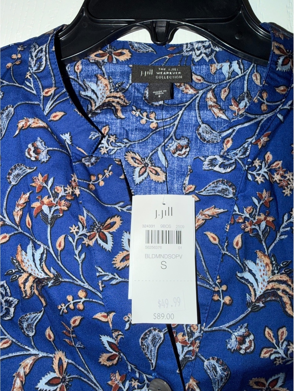 NWT J.Jill Wearever Women’s Small Blue Floral Button Front Blouse Tunic - Picture 2 of 4